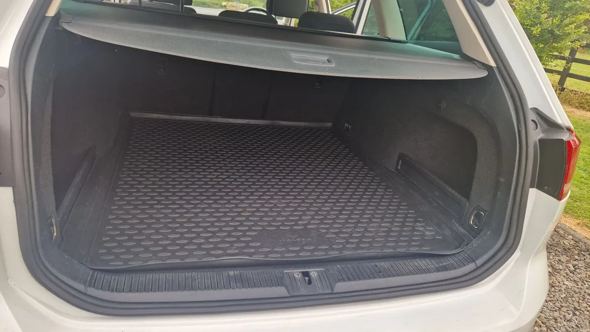 Volkswagen Passat 2018 - Image 4