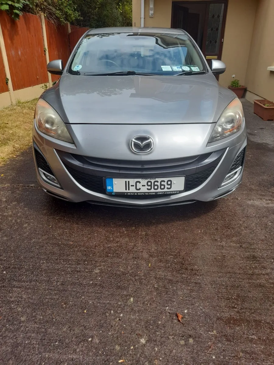 Mazda Mazda 3 (2011) - Image 1