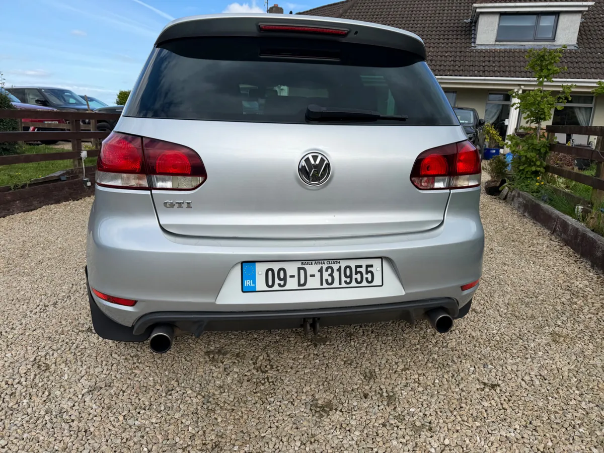 Volkswagen Golf GTI DSG. 2.0 TSI  2009 - Image 5