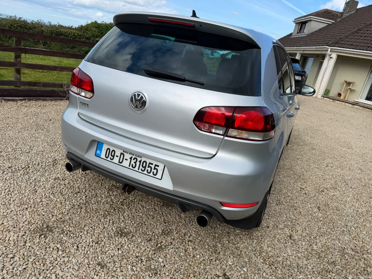 Volkswagen Golf GTI DSG. 2.0 TSI  2009 - Image 6