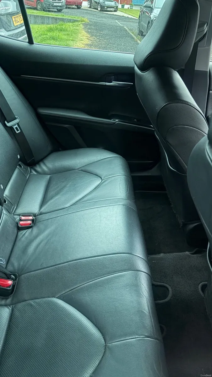 Toyota Camry 2020 - Image 3