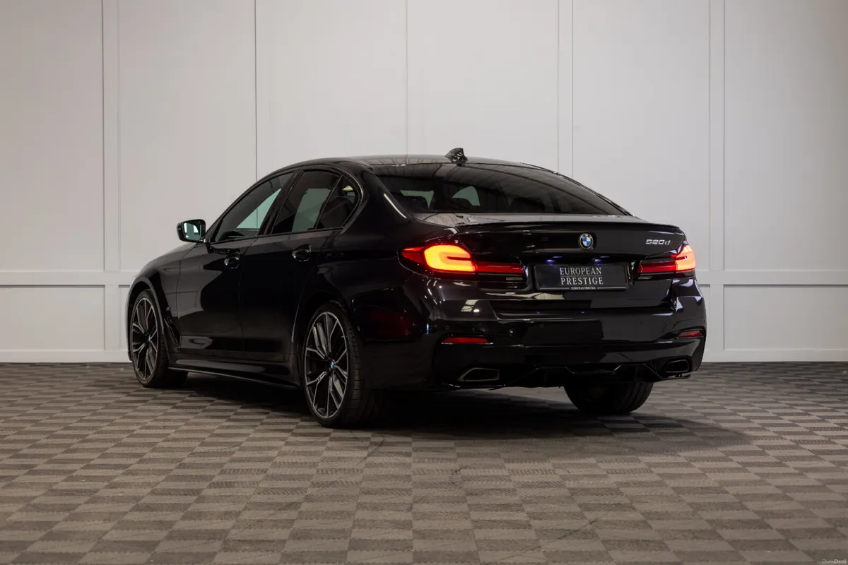 2023 BMW 5-Series 520d M-Sport - Image 4