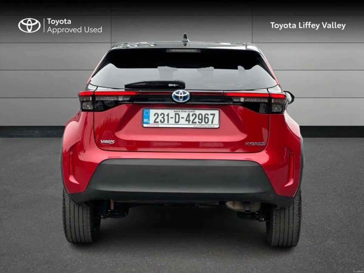 Toyota Yaris Cross YARIS CROSS LUNA SPORT - Image 4