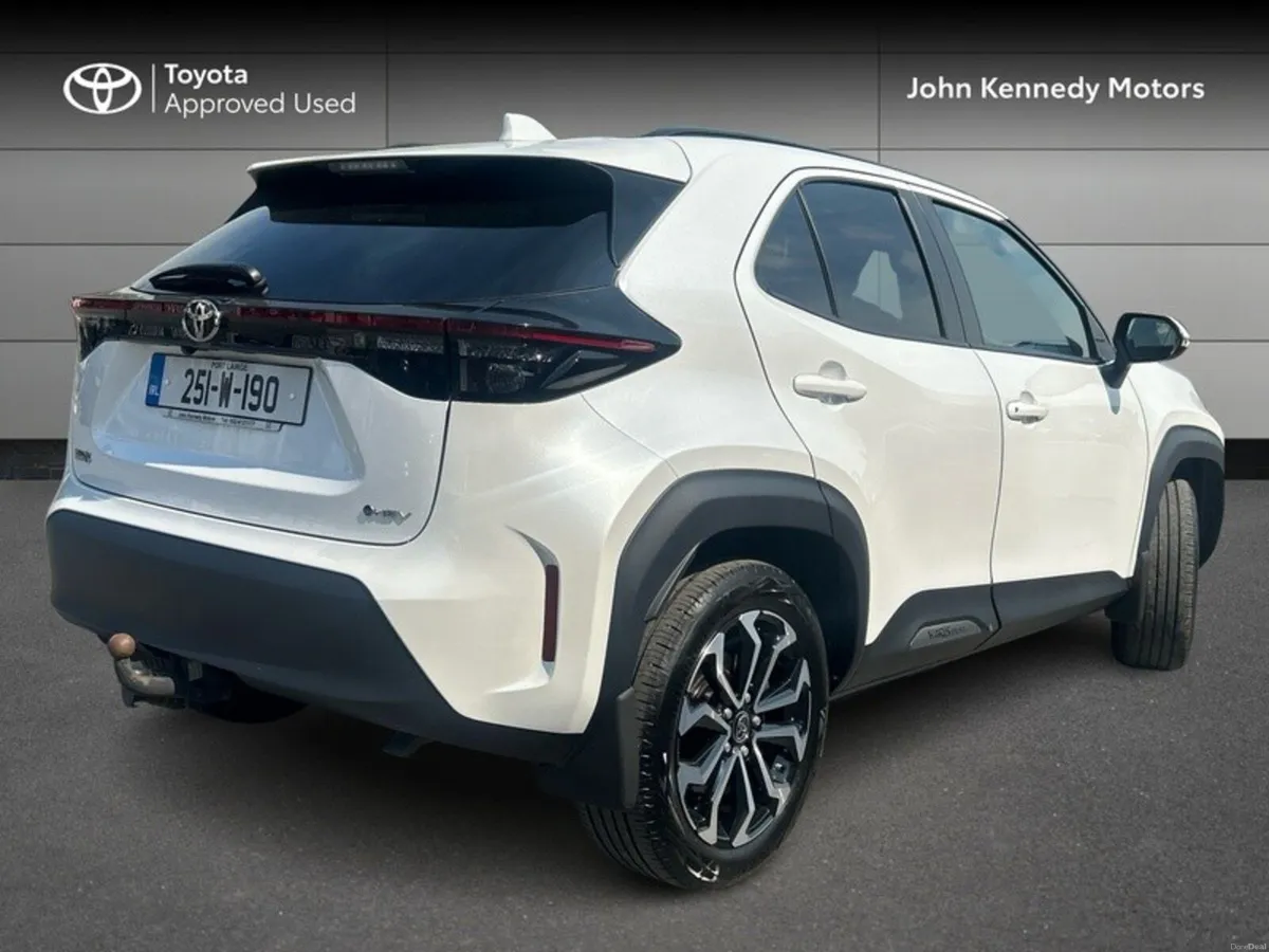 Toyota Yaris Cross L-SPORT MONO - Image 2
