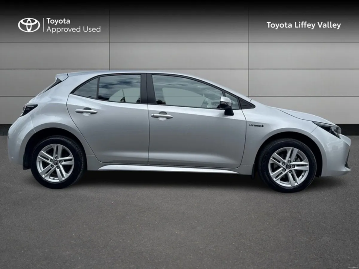 Toyota Corolla COROLLA HYBRID LUNA H/B - Image 3