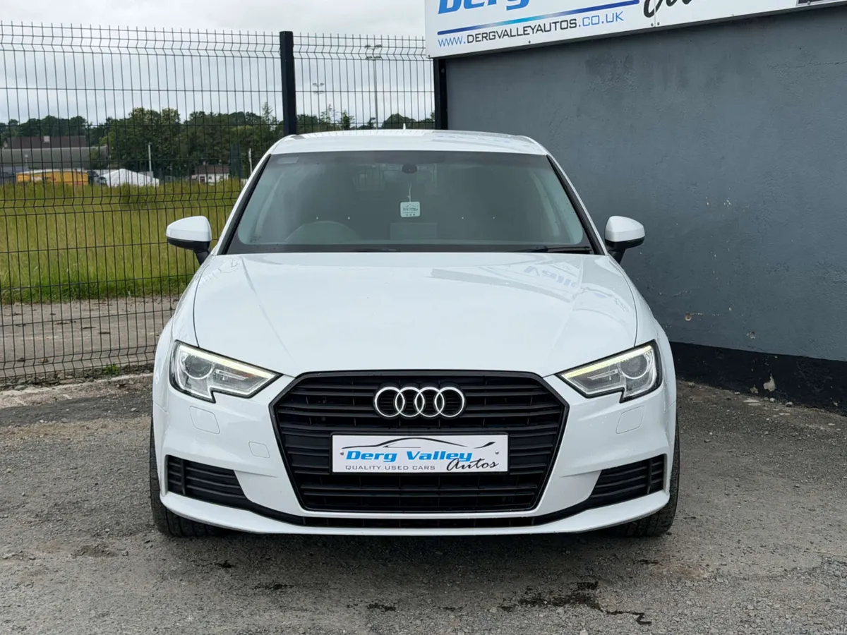 AUDI A3 2.0 A3 Sportback SE Technik TDI 5dr - Image 3