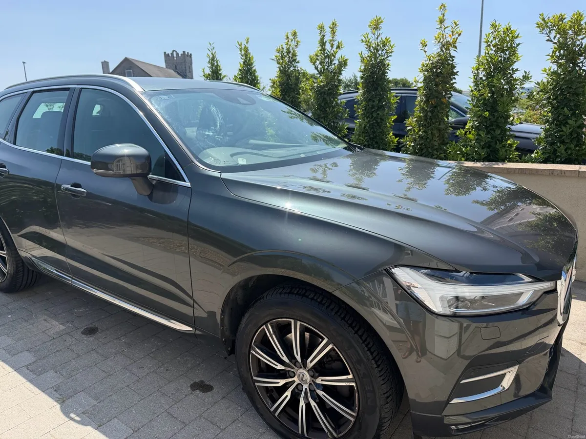 Volvo XC60 - Image 1
