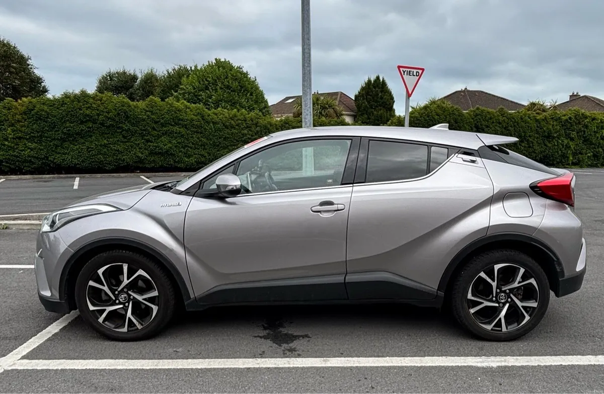 Toyota CHR Sport 2019 Low Km (Irish Car) - Image 3