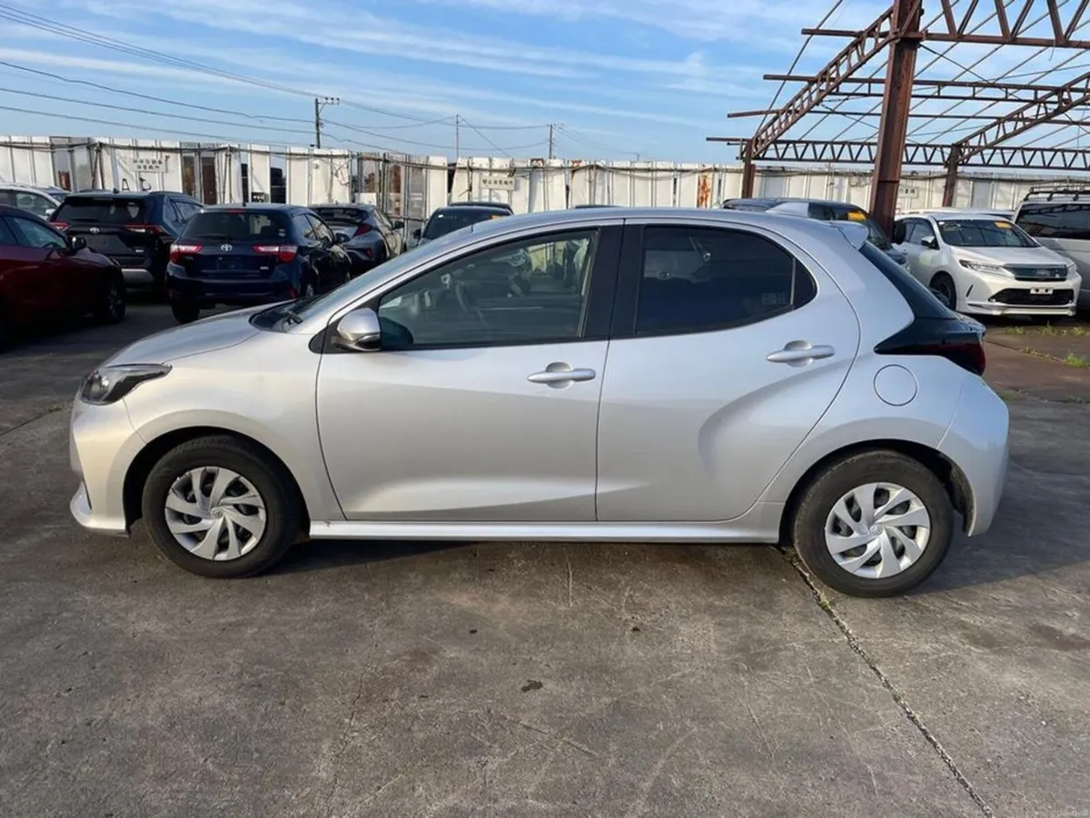 Toyota Yaris 1.0 X - Image 4