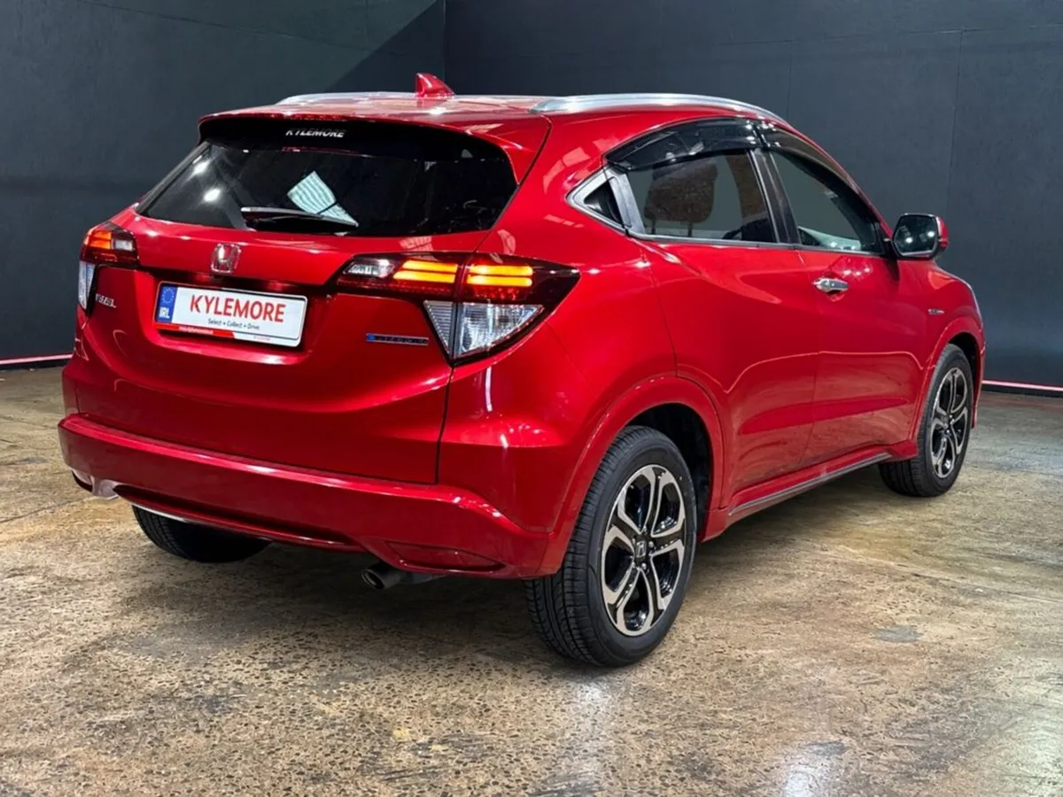 Honda Vezel 1.5 HYBRID AUTOMATIC - FACTORY ALLOYS - Image 3