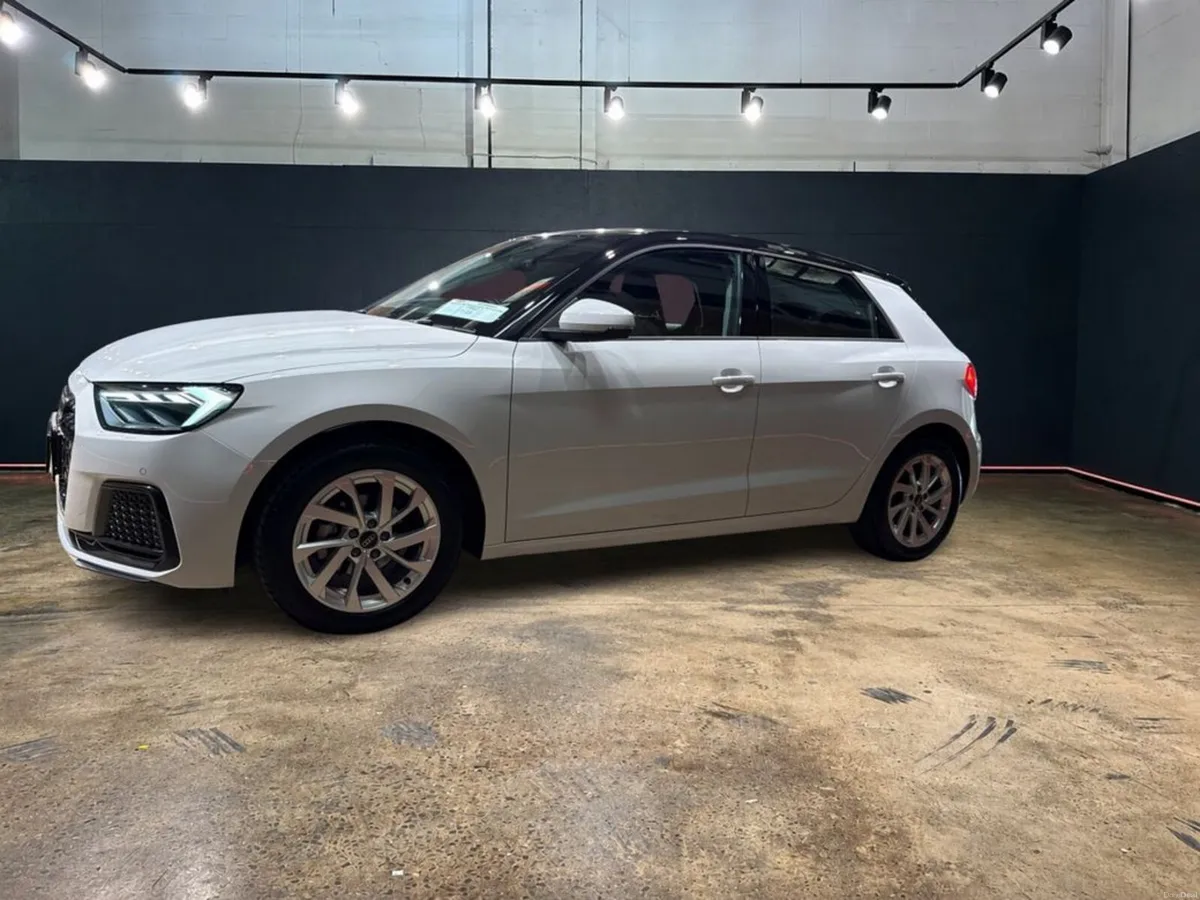 Audi A1 1.0 TFSI ADVANCED AUTOMATIC - WHITE/BLACK - Image 6