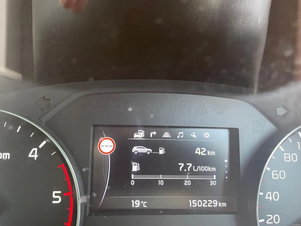Kia Sportage GSE 1.7 5DR - Image 4
