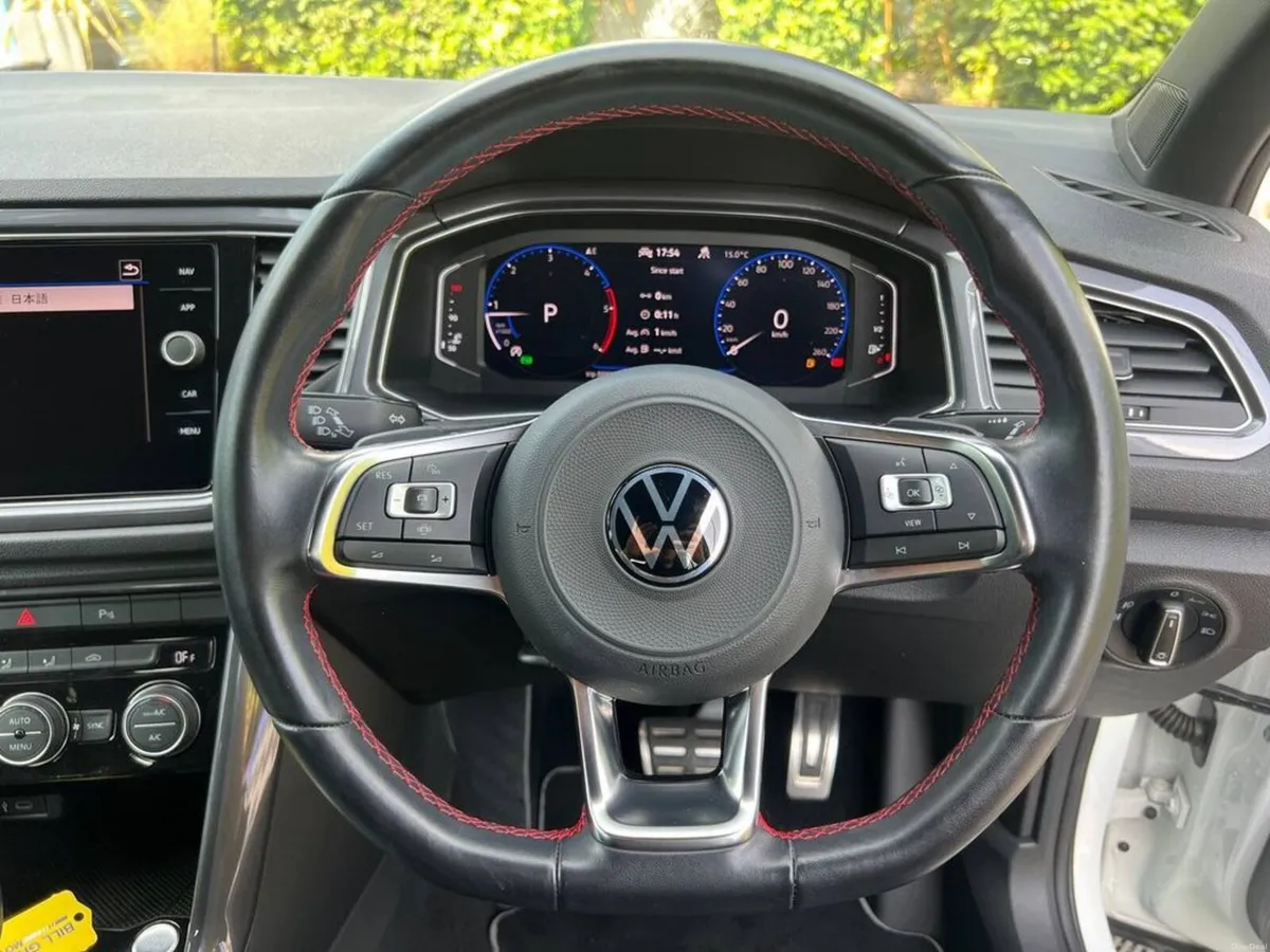 Volkswagen T-Roc SPORT 2.0 TDI AUTO // DIGITAL CLU - Image 4
