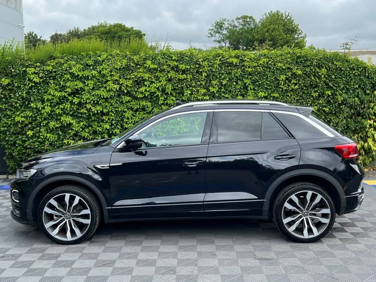 Volkswagen T-Roc R-LINE 2.0 TDI AUTO // TILT & SLI - Image 4