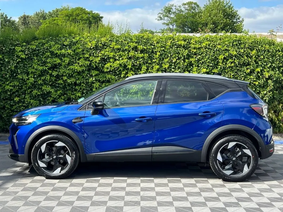 Renault Captur 1.3 TCE HYBRID AUTO ** DELIVERY MIL - Image 3