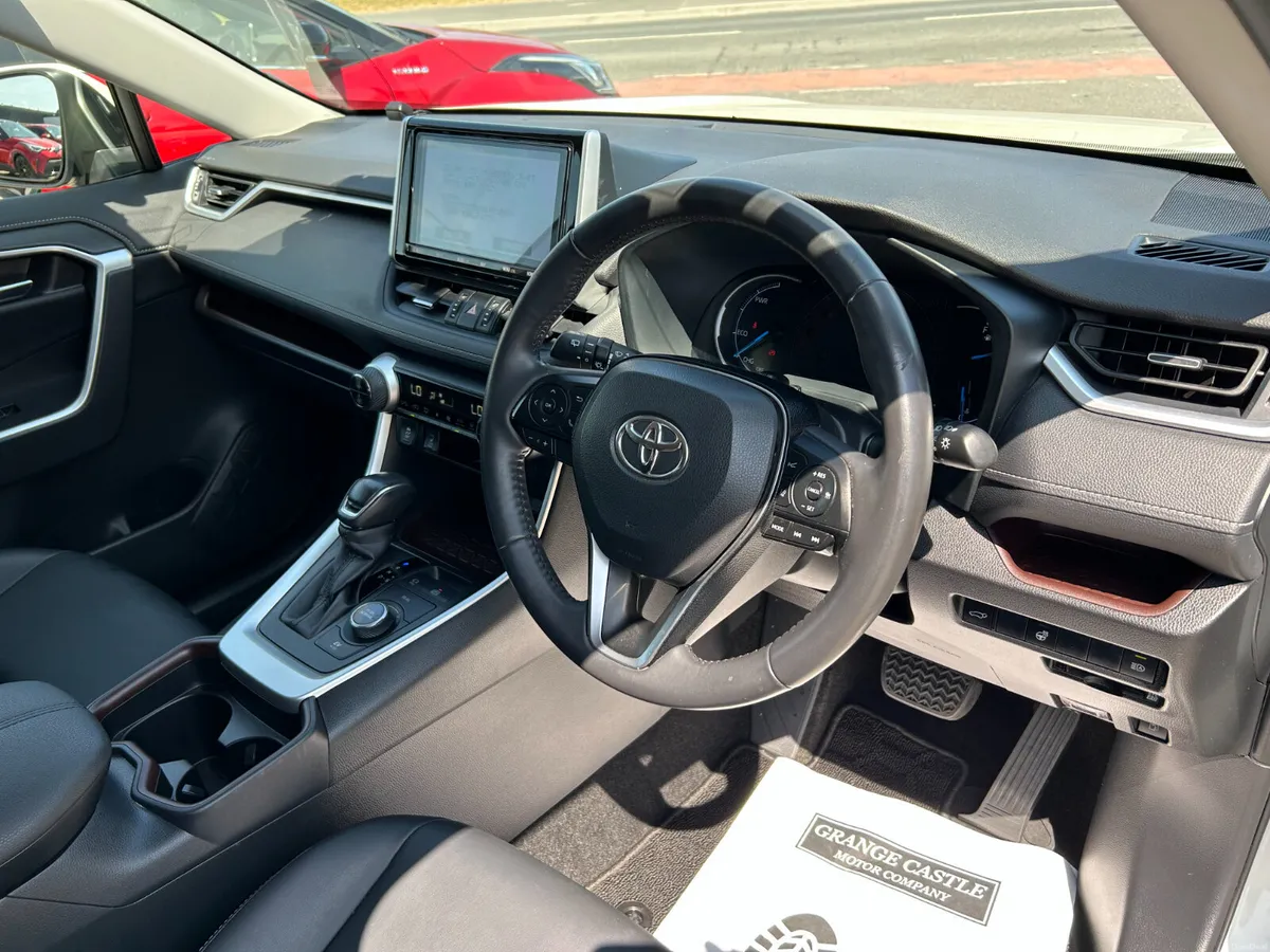 TOYOTA RAV 4 2020, 2.5 4WD HYBRID AUTO HIGH SPEC - Image 6