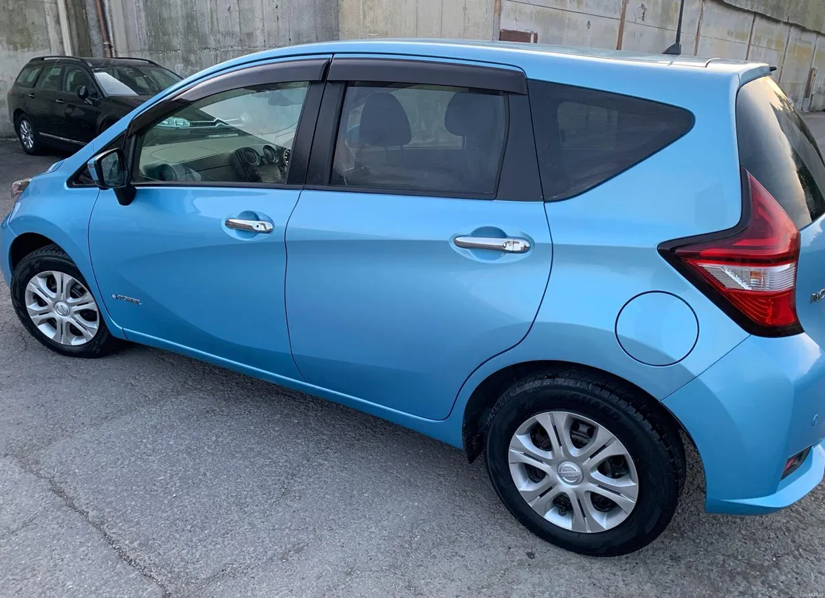 2017 Nissan Note e-POWER Automatic - 78k km - Image 4