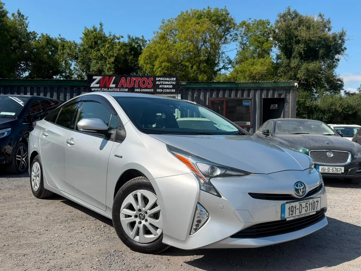 191 Toyota Prius  Hybrid Leather Seat - Image 1