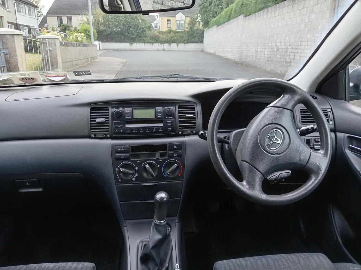 Toyota Corolla 2004 - Image 4
