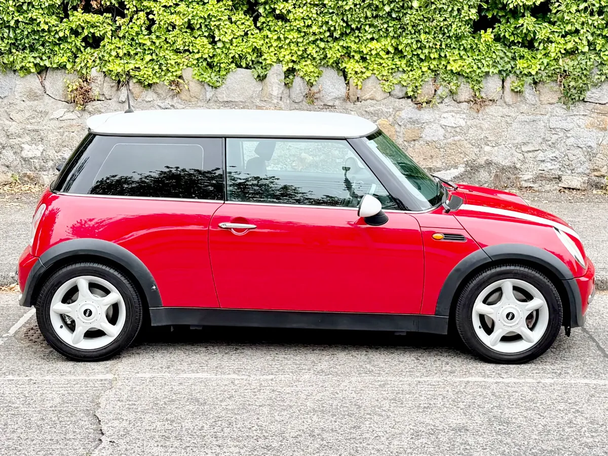 Mini Cooper 2004!! ONE OWNER!!ONLY 66K MILES !! - Image 3