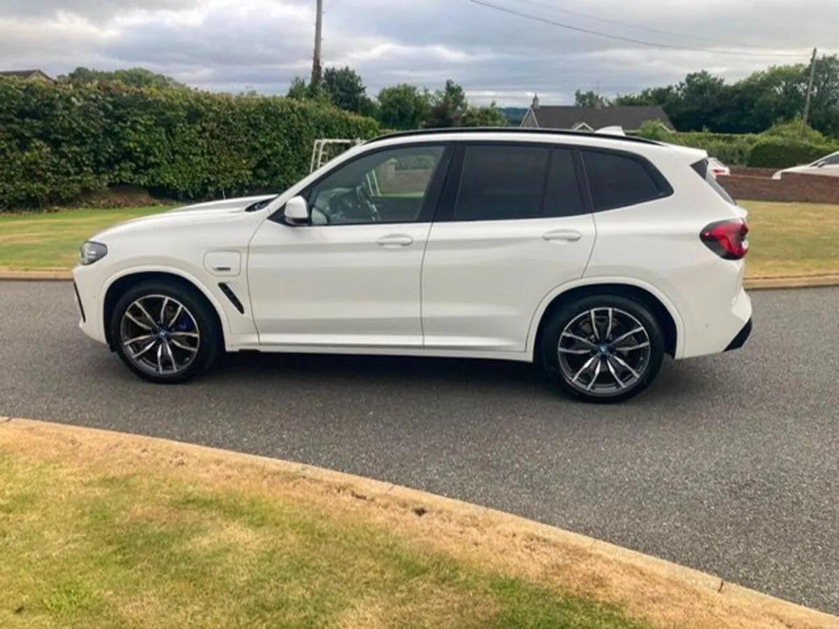 2022 BMW X3 XDRIVE 30E M SPORT AUTO - Image 2