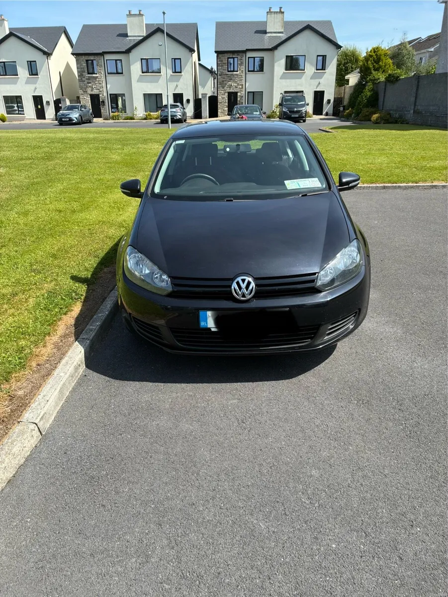Volkswagen Golf - Image 1