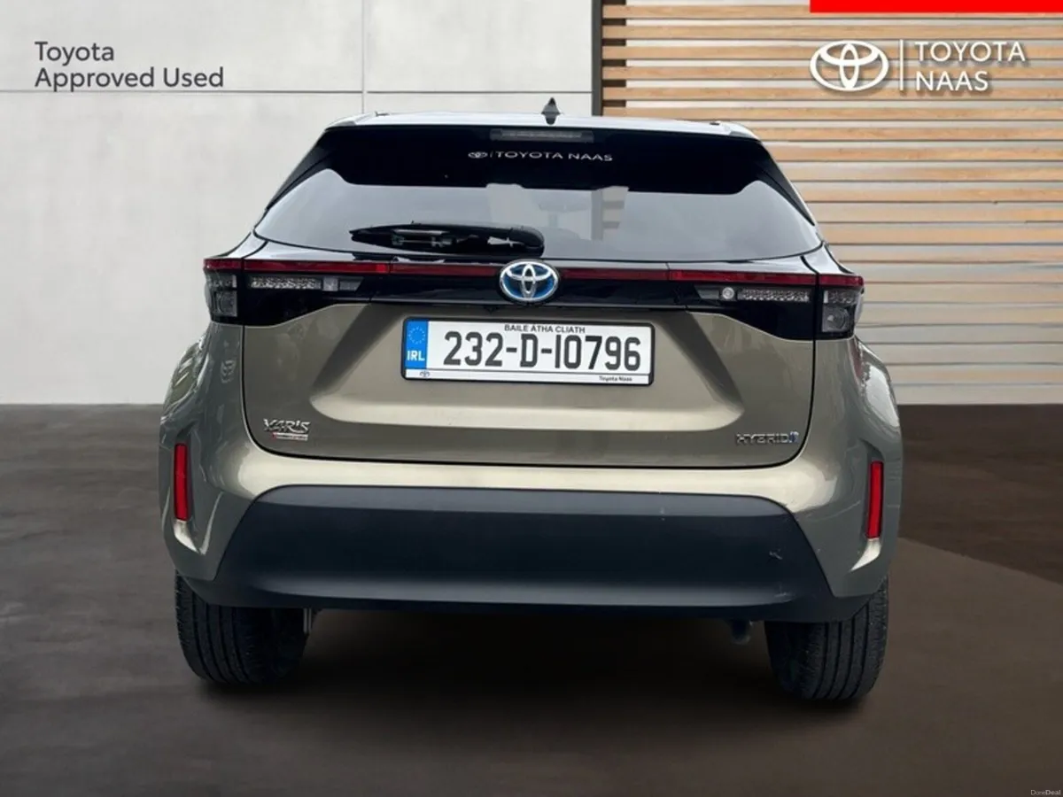 Toyota Yaris Cross CROSS LUNA SPORT - Image 4