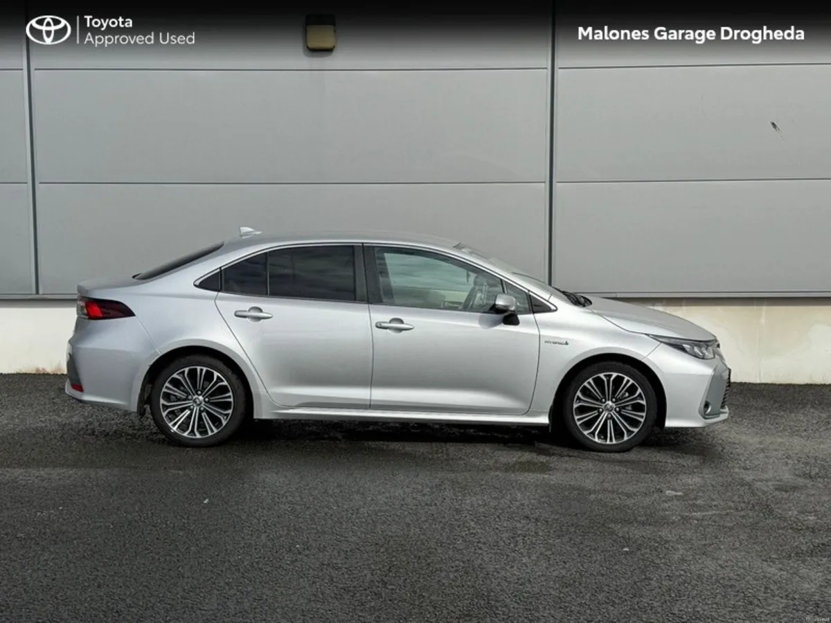 Toyota Corolla 1.8 Hybrid Sport Call Now 041 980 2 - Image 3
