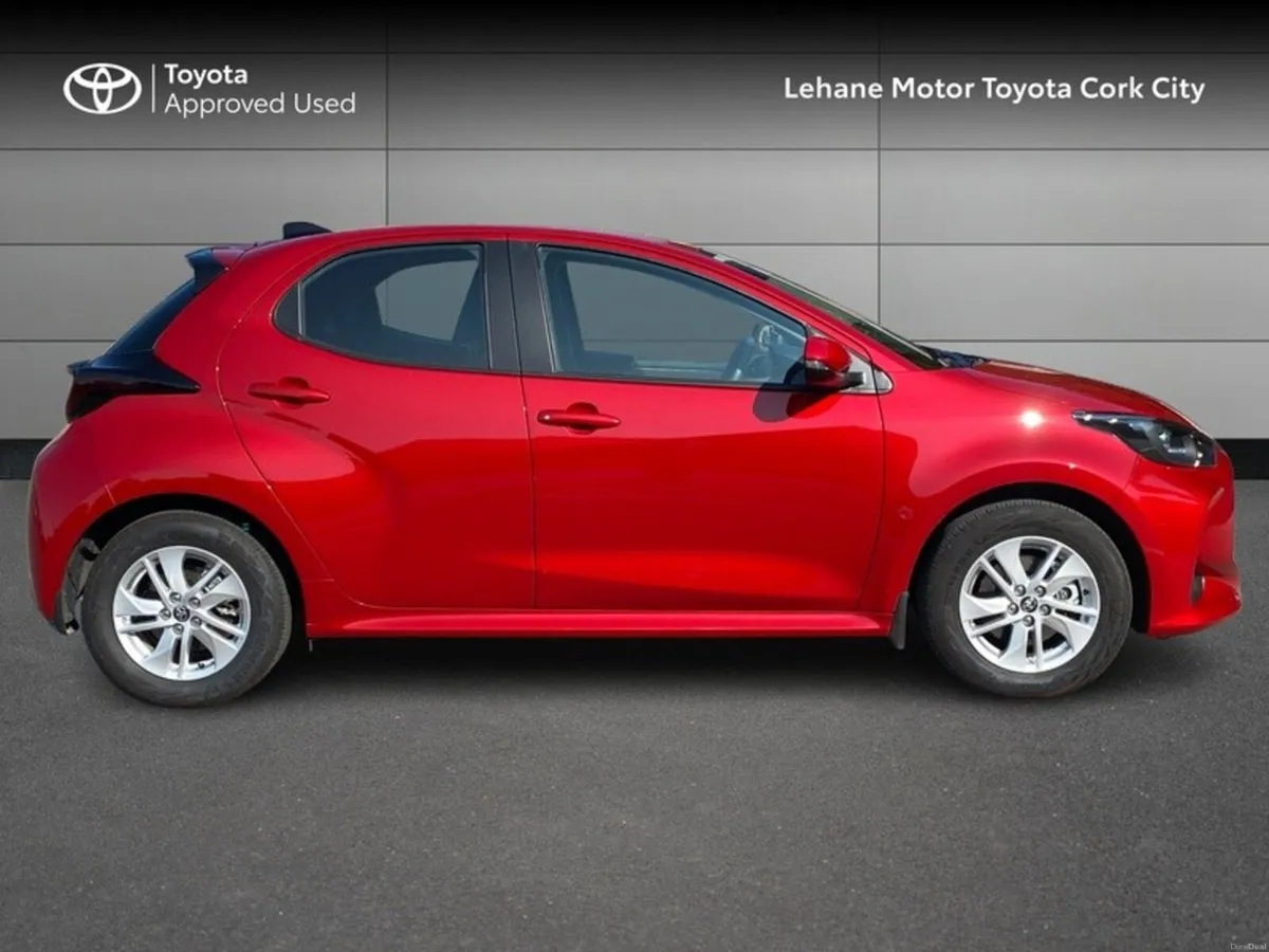 Toyota Yaris Yaris HEV Luna - Image 3