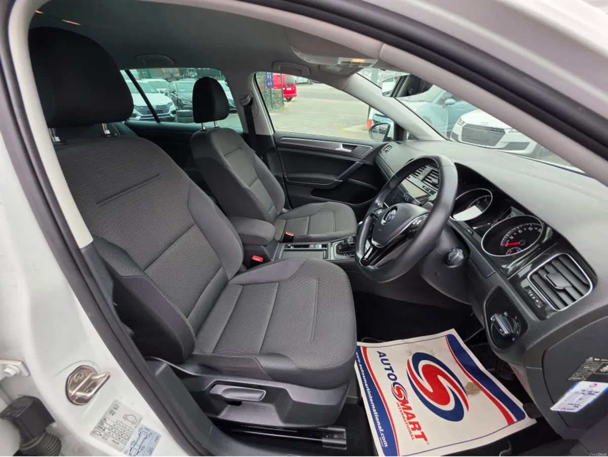 Volkswagen Golf 1.2 TSI AUTOMATIC COMFORTLINE - CA - Image 5