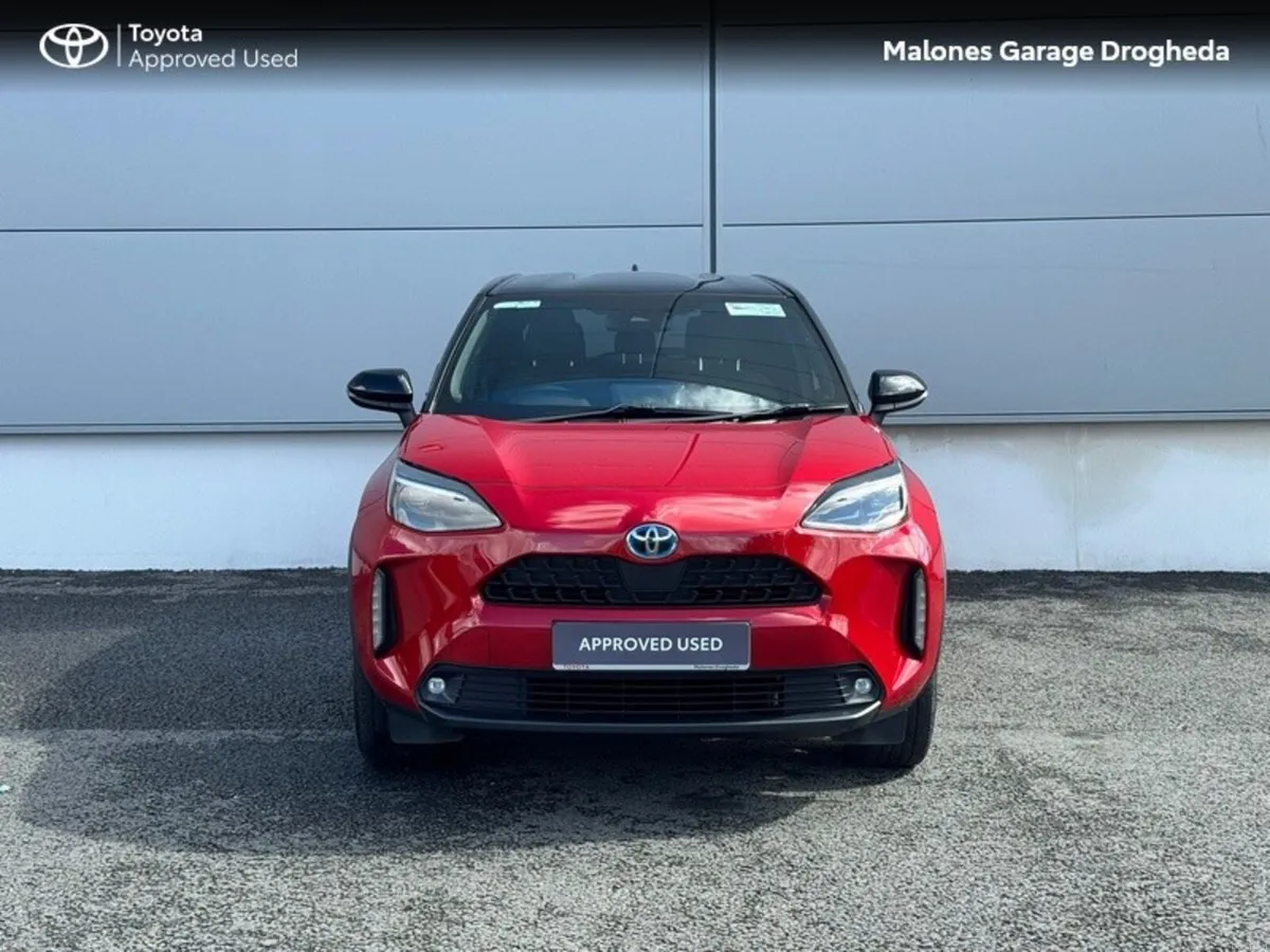 Toyota Yaris Cross 1.5 Hybrid Luna Sport Call Now - Image 5