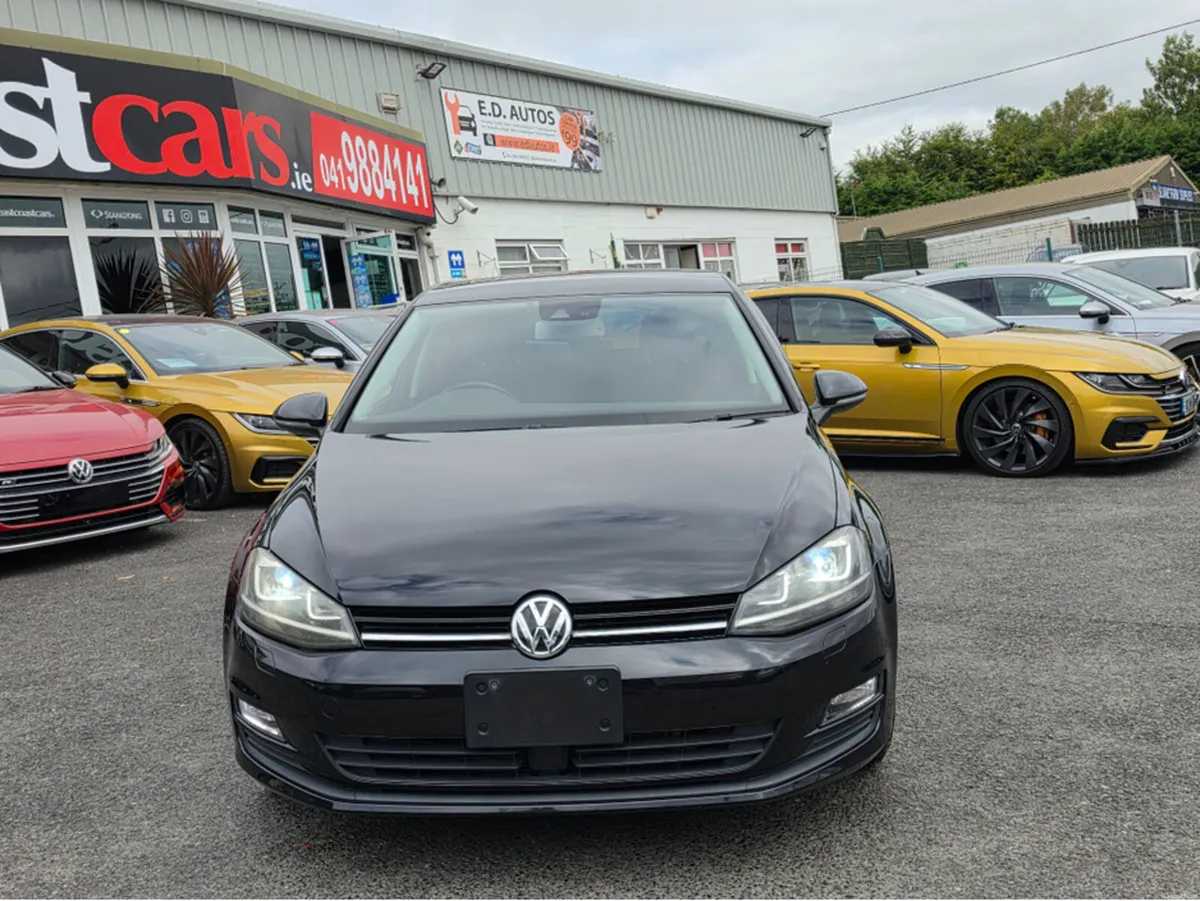 Volkswagen Golf 1.2 TSI AUTOMATIC - REVERSE  CAMER - Image 2