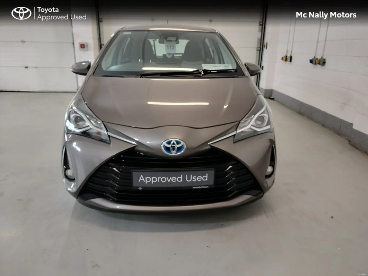 Toyota Yaris HYBRID 5DR LUNA - Image 5