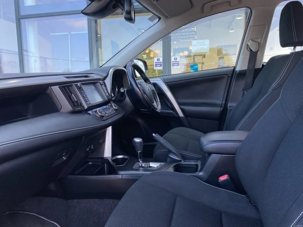 Toyota RAV4 RAV4 HYBRID LUNASPORT 2WD - Image 6