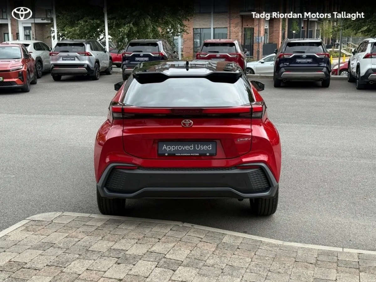 Toyota C-HR C-HR PHEV SPORT+ - Image 5