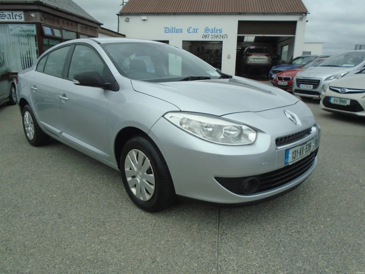 Renault Fluence EXPRESSION 1.5 DCI 90 4DR - Image 6