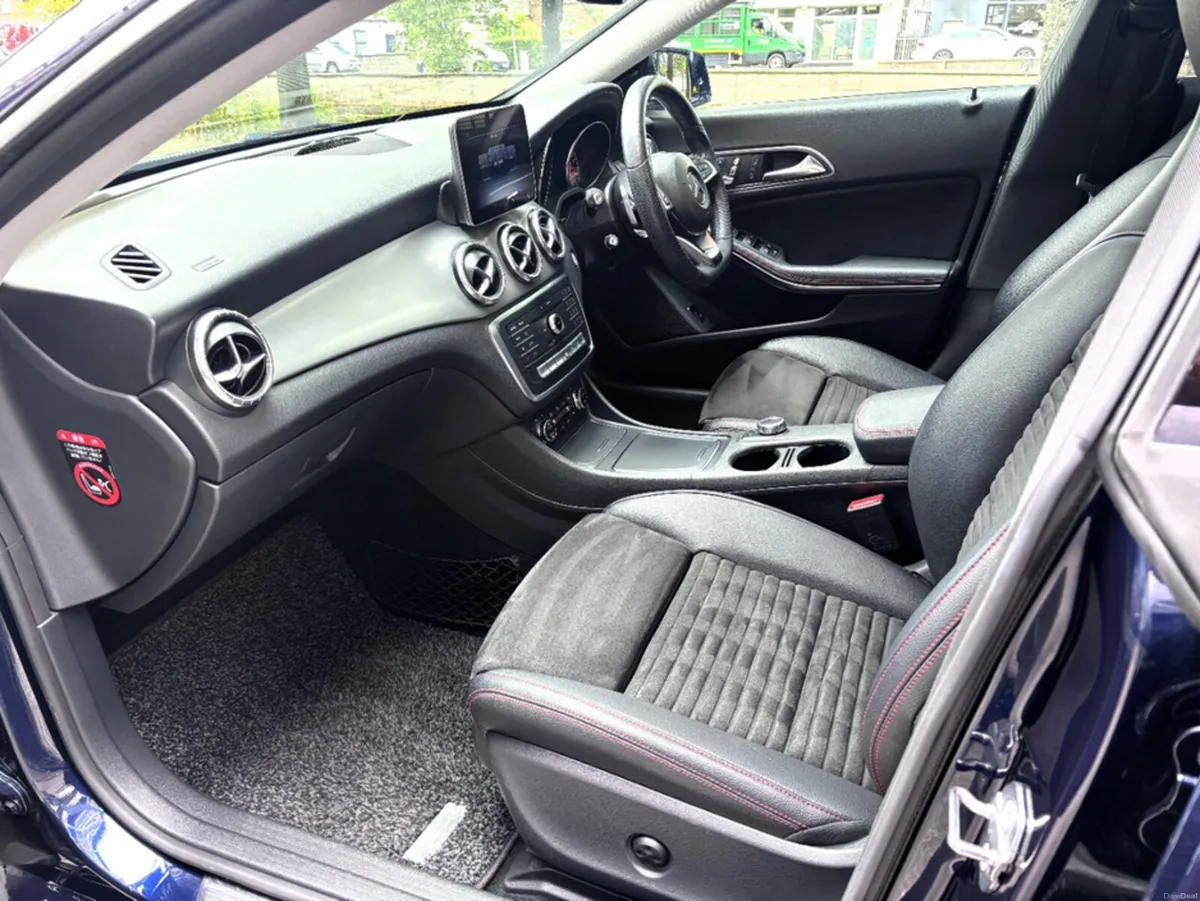 Mercedes-Benz CLA 180 Shooting Brake Auto AMG Prem - Image 6