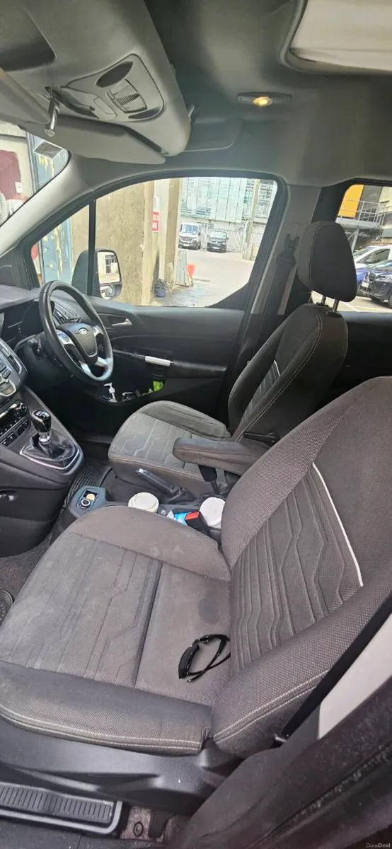 Ford Tourneo Grand Connect - Image 6