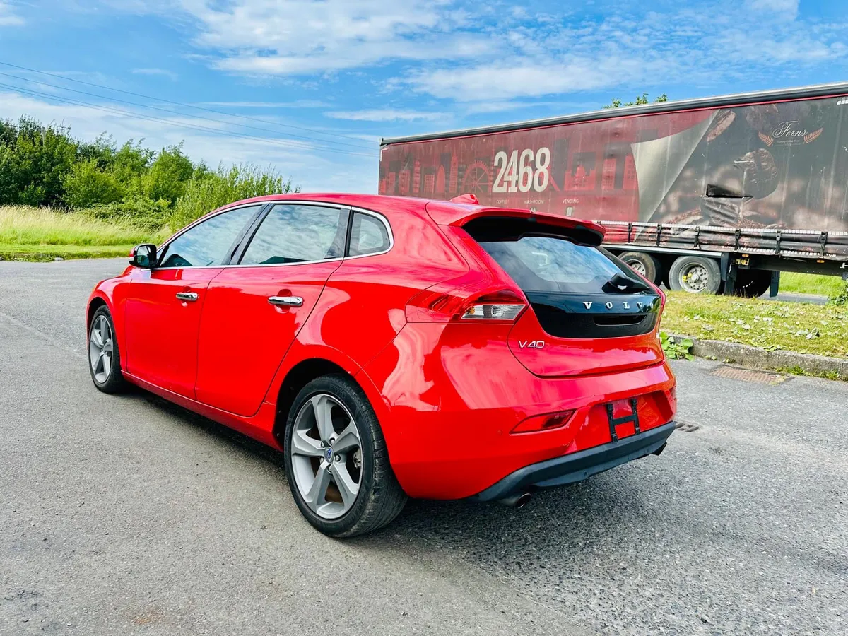 VOLO V40 T4 (2015) 1.6L PETROL AUTOMATIC VERY LOW - Image 5