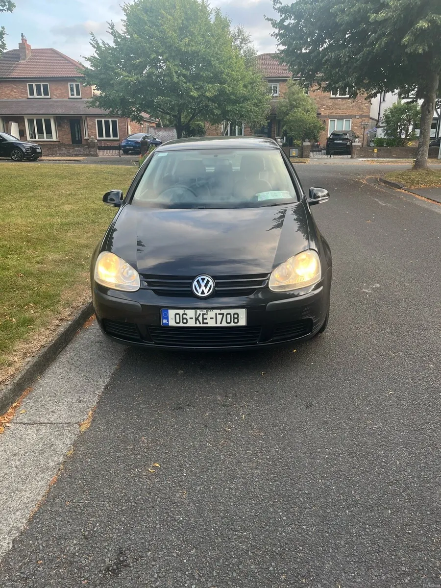 Volkswagen Golf 1.4 Petrol 2006 - Image 1