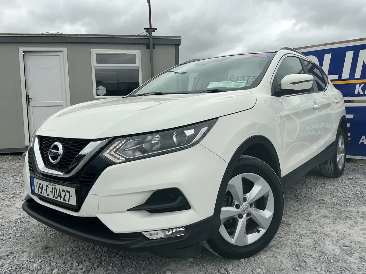2019 NISSAN QASHQAI 1.3 PETROL PANORAMIC ROOF - Image 2