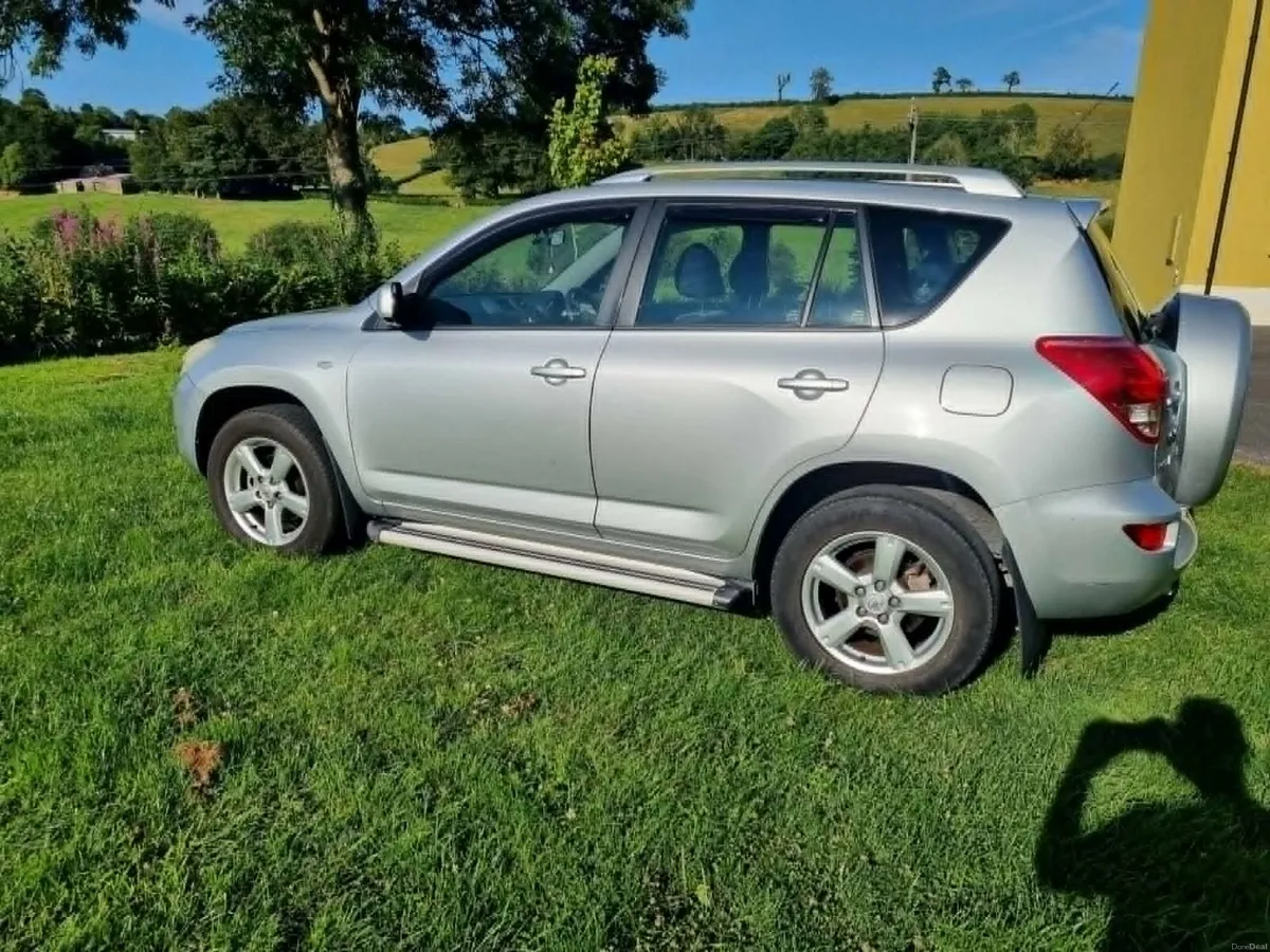 Toyota RAV4 2008 - Image 3
