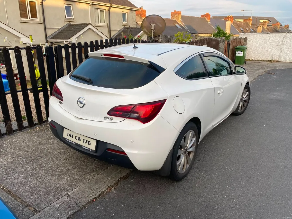 Opel Astra 2014 - Image 3