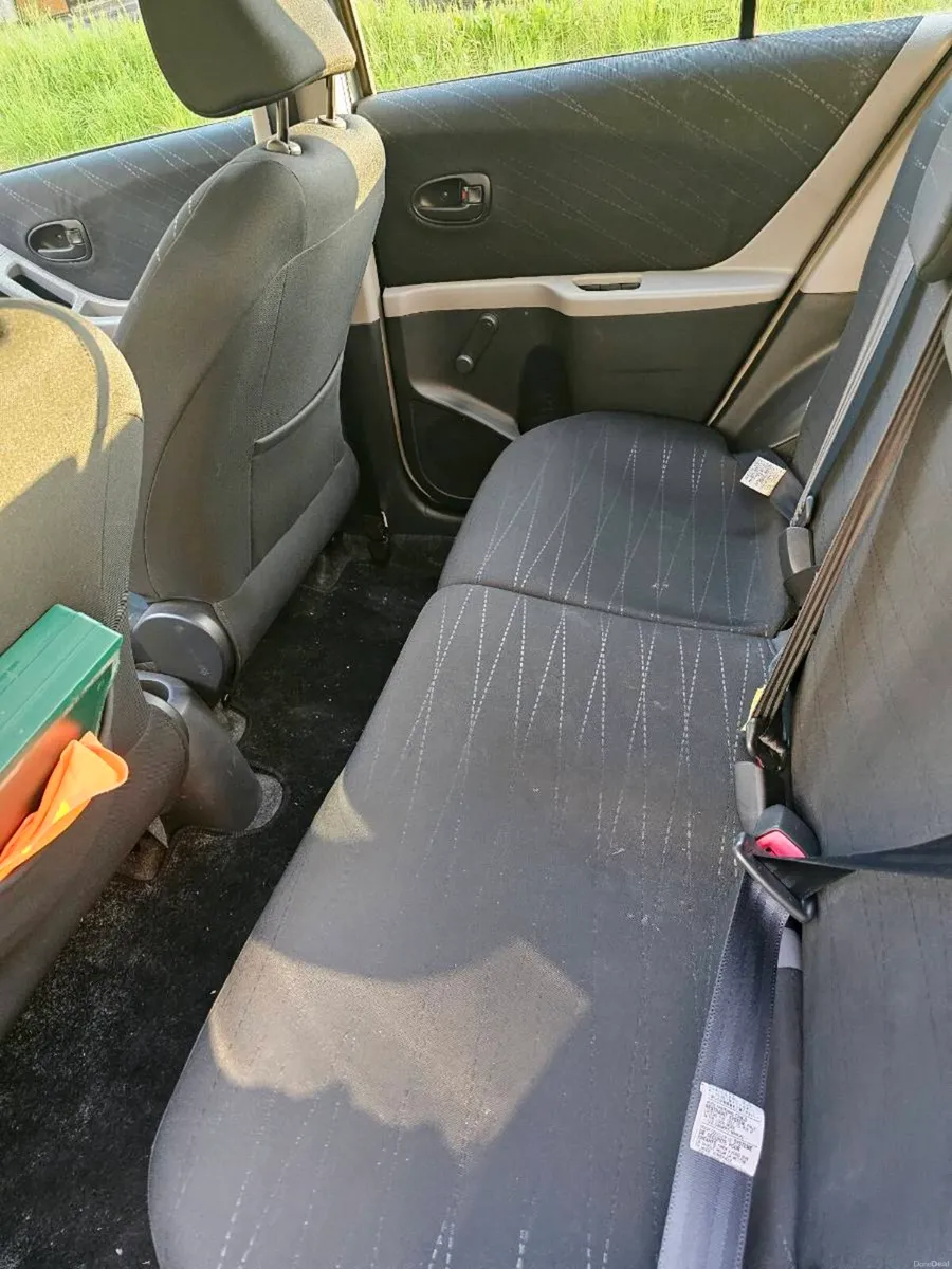Toyota Yaris - Image 4