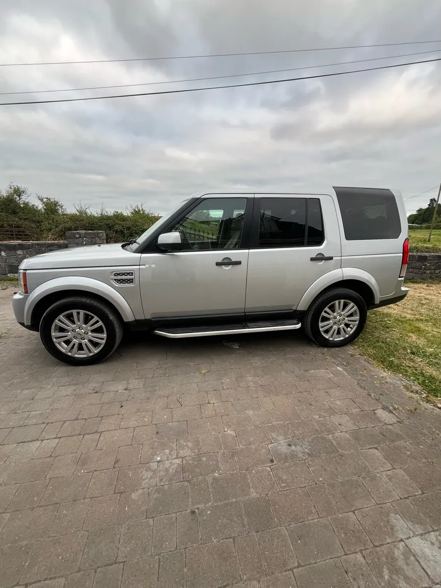 132 discovery 3.0 DIESEL N1 CREW CAB - Image 1