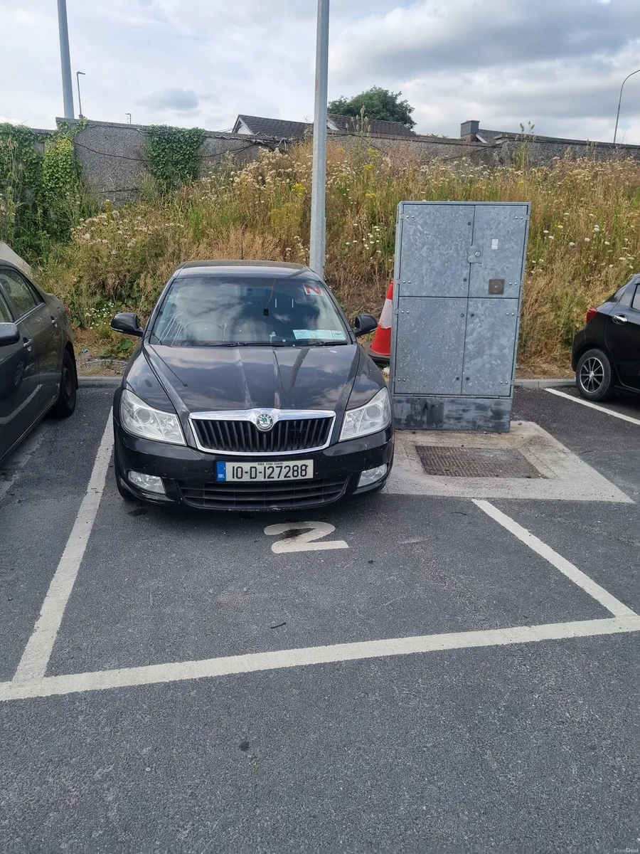 Skoda Octavia 2010 - Image 1