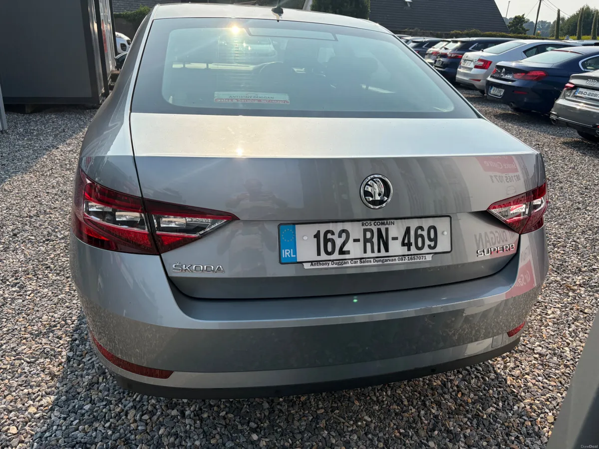 Skoda Superb Style 114kms - Image 4