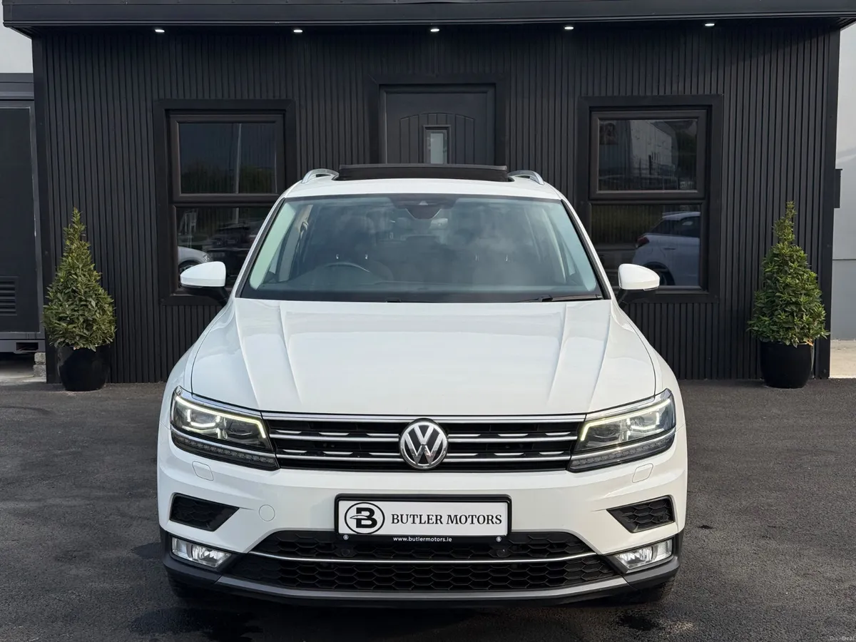2017 Volkswagen Tiguan 2.0TDI DSG *MEGA SPEC* - Image 4