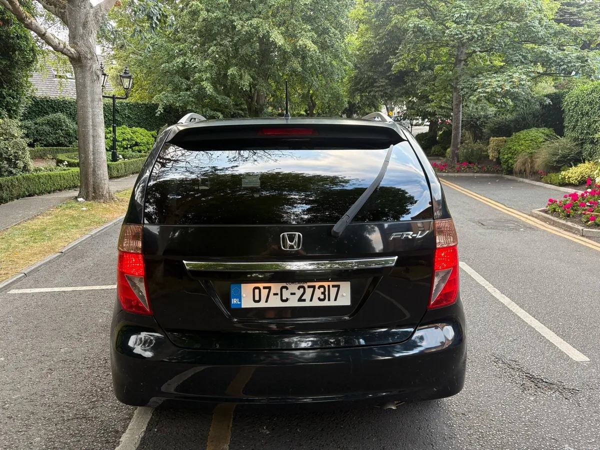 2007 Honda FR-V 6 Seat Automatic 1 Owner NCT & Tax - Image 4