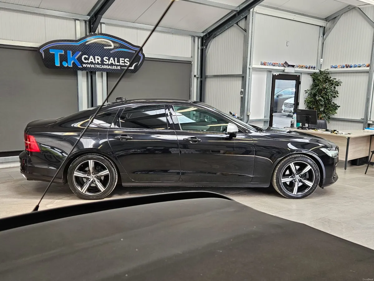 18 VOLVO S90 R-DESIGN D4 AUTO 190 BHP - Image 2